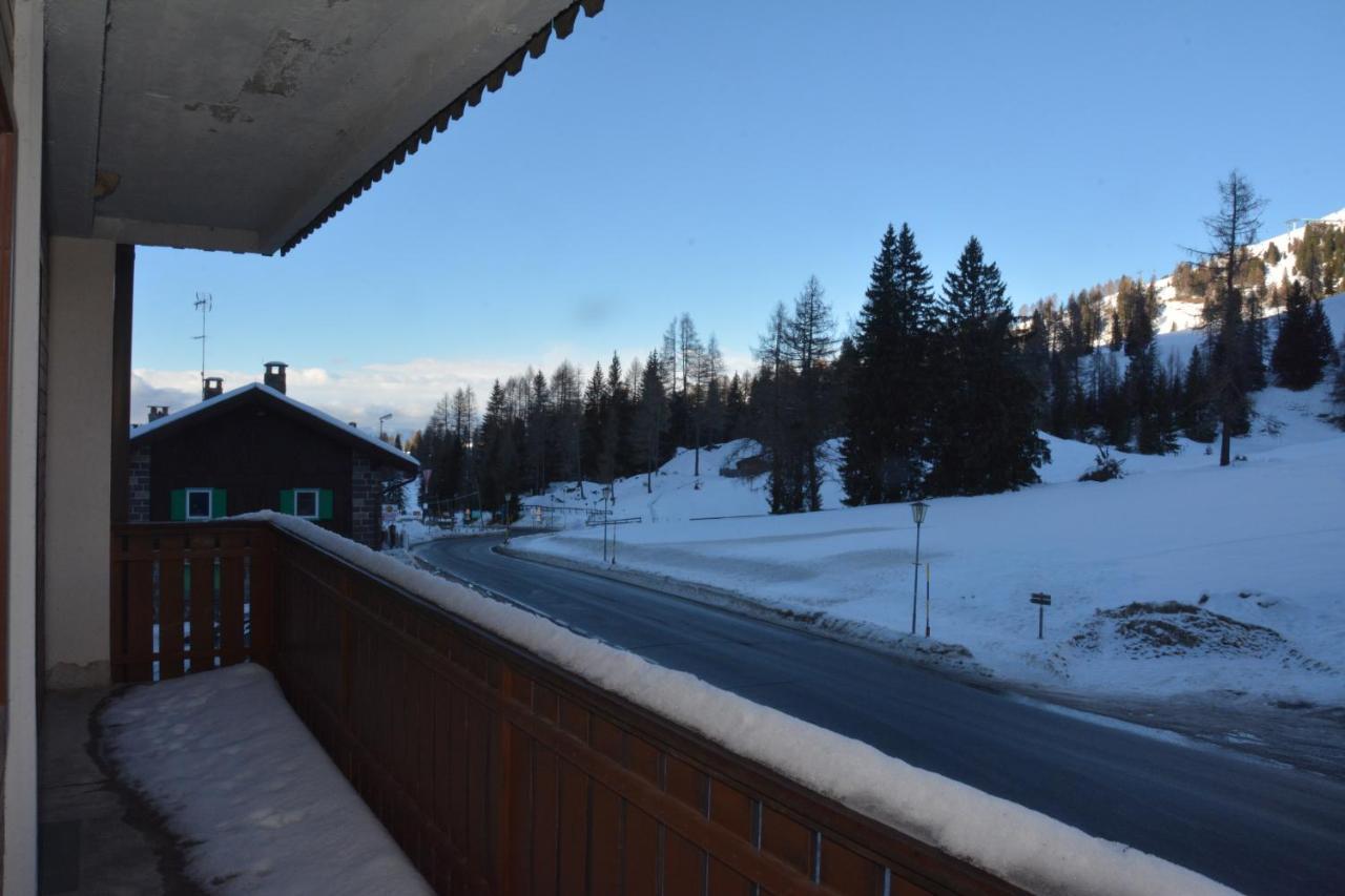 Costalungahouse Trekkingbikeski Selfcheck-In Apartment Carezza al Lago Exterior foto