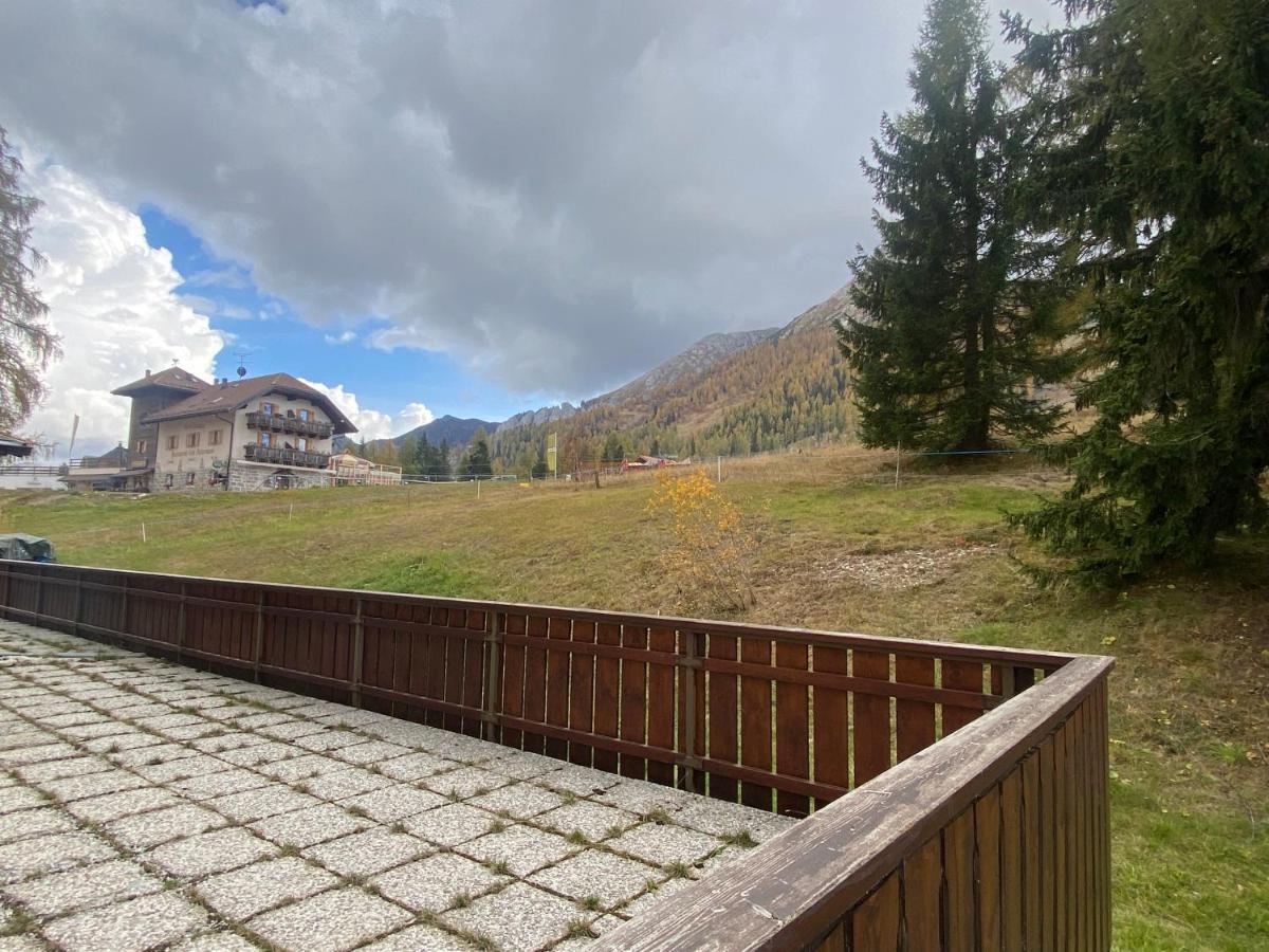 Costalungahouse Trekkingbikeski Selfcheck-In Apartment Carezza al Lago Exterior foto