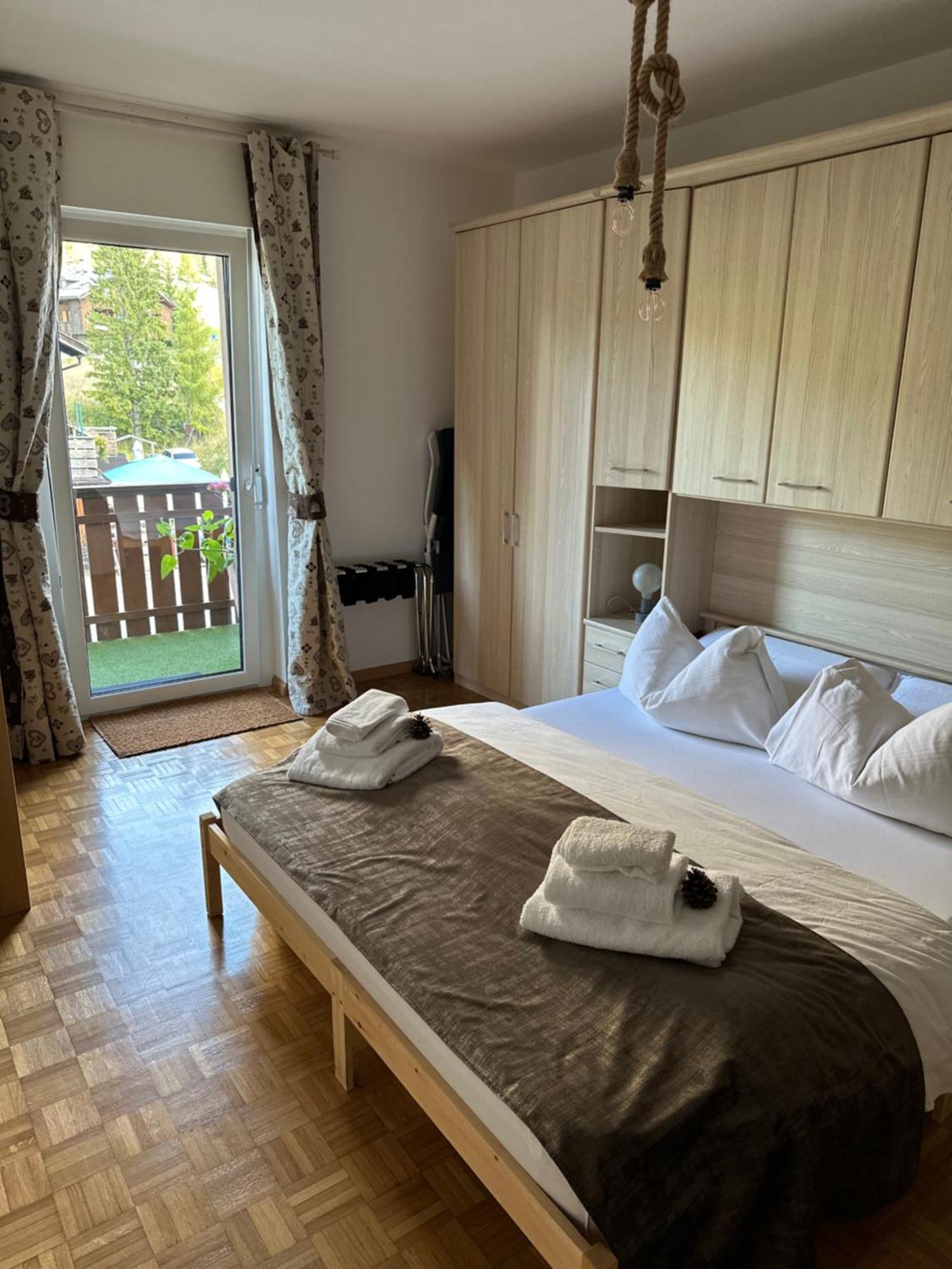 Costalungahouse Trekkingbikeski Selfcheck-In Apartment Carezza al Lago Exterior foto