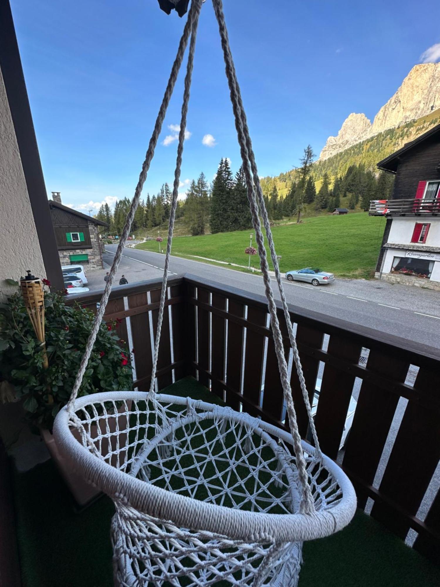 Costalungahouse Trekkingbikeski Selfcheck-In Apartment Carezza al Lago Exterior foto