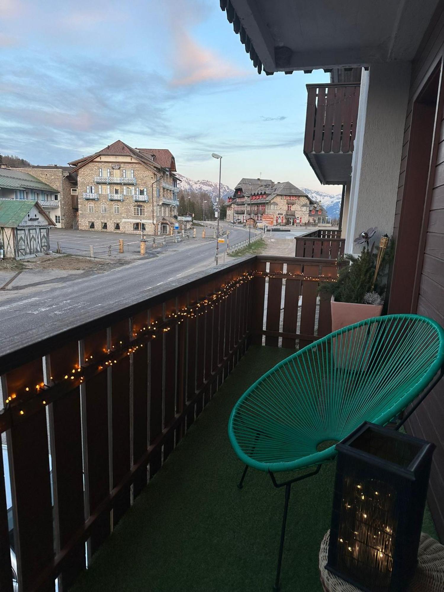 Costalungahouse Trekkingbikeski Selfcheck-In Apartment Carezza al Lago Exterior foto